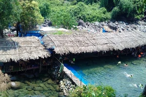 Nam sinh đuối nước ở Suối Voi