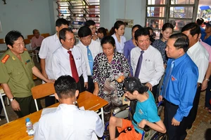 6.000 thầy thuốc khám bệnh miễn phí cho người nghèo