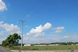 UBND TP.HCM thua kiện vì ra văn bản trái với Luật Đất đai