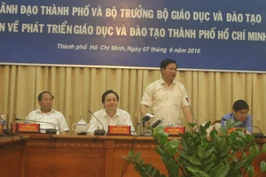 Bí thư Thăng: Giáo dục là khoa học, không phụ thuộc ý chí chính trị