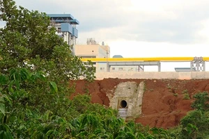 Xác nhận nhà máy alumin ở Nhân Cơ gặp sự cố tràn hóa chất 