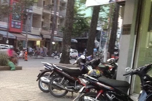 Đình chỉ vụ người bệnh tâm thần sát hại đại úy công an