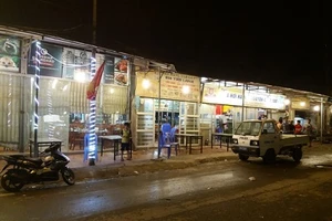 Gần 50 thanh niên ập vào quán nhậu truy sát 