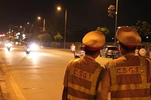 Để không còn tình trạng chống đối cảnh sát giao thông