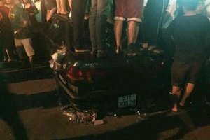 Sự ứng xử không phù hợp ở không gian công cộng