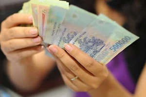 Không cho nhân viên nghỉ việc riêng sẽ bị phạt tới 5 triệu