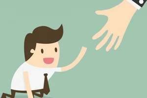 Quen thói nhờ vả, ưa đời tầm gửi