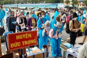 Hơn 2.000 người dân Lâm Đồng được đón về quê