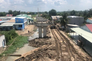 Cầu Tân Bửu chờ đợi gần 3 năm vẫn chưa hoàn thành