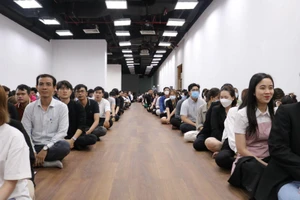 Mùa Vu Lan: Một tập đoàn cho cán bộ nhân viên nghỉ 5 ngày để báo hiếu cha mẹ, người thân 