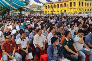 Hơn 700 người bốc thăm mua nhà ở xã hội ở Đồng Nai