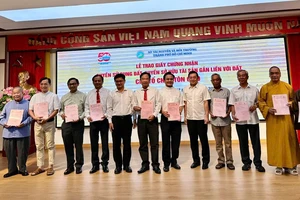 TP.HCM đã cấp hơn 1.000 sổ hồng cho các tổ chức tôn giáo