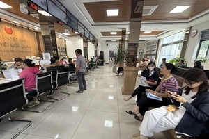 Thời hạn cụ thể để người dân đóng tiền thuế đất, tiền sử dụng đất