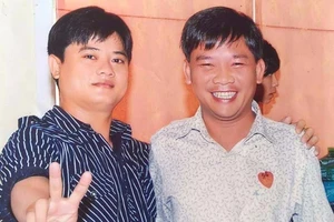 Sáng mai, người thách đánh giang hồ Hồng Ngự lại ra tòa