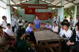 Cái Nước xin lỗi 3 người dân bị oan