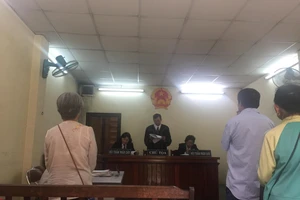 25 năm đi kiện mới được xử sơ thẩm 