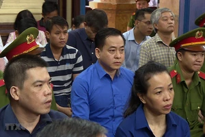 Tài liệu về quốc tịch thứ 2 của Vũ 'nhôm' không được chấp nhận