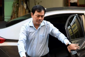 Triệu tập giám định viên đến phiên xử Nguyễn Hữu Linh