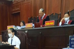 Tăng án kẻ hiếp dâm trẻ em vì không bồi thường