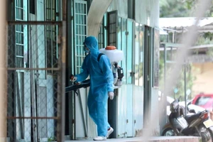 Khử khuẩn TAND TP.HCM vì có F1