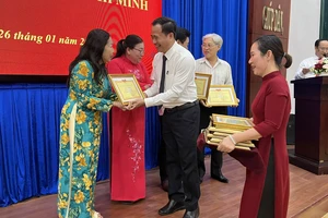 Hai cấp tòa TP.HCM có thêm 30 Hòa giải viên mới