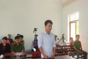 Nghi phá hoại ruộng lúa, bắt trói người giữa ruộng