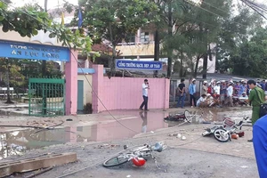 Điện lực tỉnh Long An hỗ trợ gia đình học sinh tử nạn