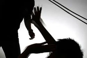 Chồng sát hại vợ và con gái rồi tự tử vì ghen