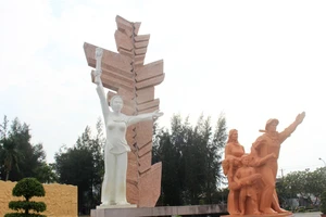 Hội thảo cấp quốc gia 60 năm phong trào Đồng Khởi