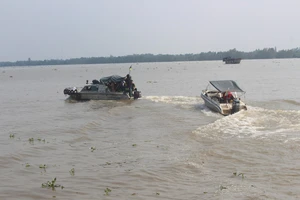 Vụ Bộ Công an bắt 14 tàu trộm cát: Khởi tố đường dây “cát tặc”