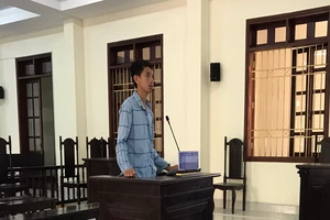 Phạt tù người hút trộm cát trên sông Tiền