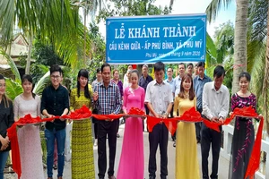 Mạnh thường quân TP.HCM xây cầu Kênh Giữa ở Bến Tre