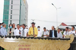 Khánh thành 13 bộ đàn đá lớn nhất Việt Nam