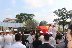 Toàn cảnh đưa tiễn ông Trương Vĩnh Trọng về cõi vĩnh hằng 