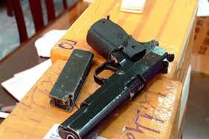 Bến Tre: Khởi tố 1 Phó chủ tịch HĐND huyện vì tàng trữ súng 