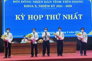 Ông Võ Văn Bình được bầu làm Chủ tịch HĐND tỉnh Tiền Giang