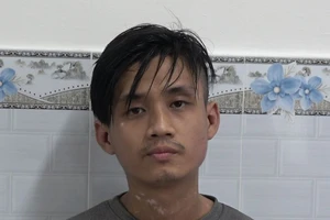 Đã bắt được nghi phạm mang súng tự chế cướp ngân hàng tại Tiền Giang