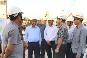 Bộ trưởng Bộ NN&PTNT Lê Minh Hoan làm việc tại Tiền Giang