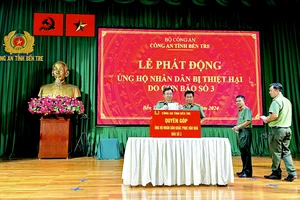 Công an Bến Tre quyên góp 1,7 tỉ đồng ủng hộ đồng bào miền Bắc