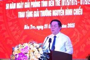 Trưởng Ban Tuyên giáo và Dân vận Trung ương dự lễ Kỷ niệm ngày 30-4 tại Bến Tre