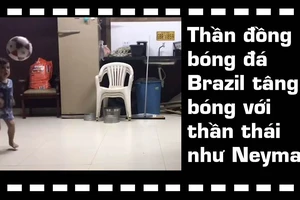Thần đồng bóng đá Brazil tâng bóng với thần thái như Neymar