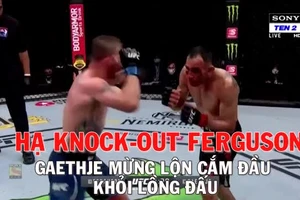 Hạ knock out Ferguson, Gaethje phấn khích lộn khỏi lồng đấu