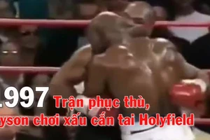 Mike Tyson thượng đài ở tuổi 53 và kẻ thách đấu Holyfield