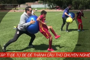 Tập tì đè từ bé mới mong thành ngôi sao tương lai