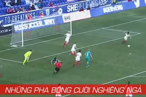 Ngỡ ngàng với những pha bóng quái dị