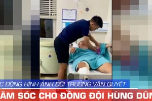 Xúc động hình ảnh Văn Quyết chăm sóc cho đồng đội Hùng Dũng