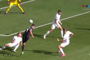 Xem bàn thắng ngoạn mục giúp á quân thế giới còn tia hy vọng 