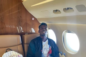 Pogba ngồi chuyên cơ viết dòng tâm sự về thất bại của Pháp