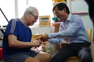 Những giai thoại về Vua phá lưới Trương Văn Tư với những cú sút ‘cháy lưới’