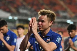 Cùng số phận với Việt Nam, cầu thủ Thái Lan Bunmathan thừa nhận thế hệ mình đã già